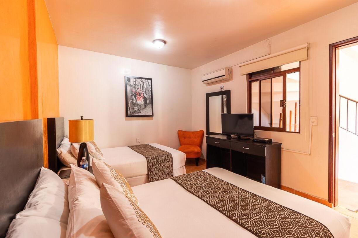 Hotel Dona Juana Тлакотаплан Екстер'єр фото